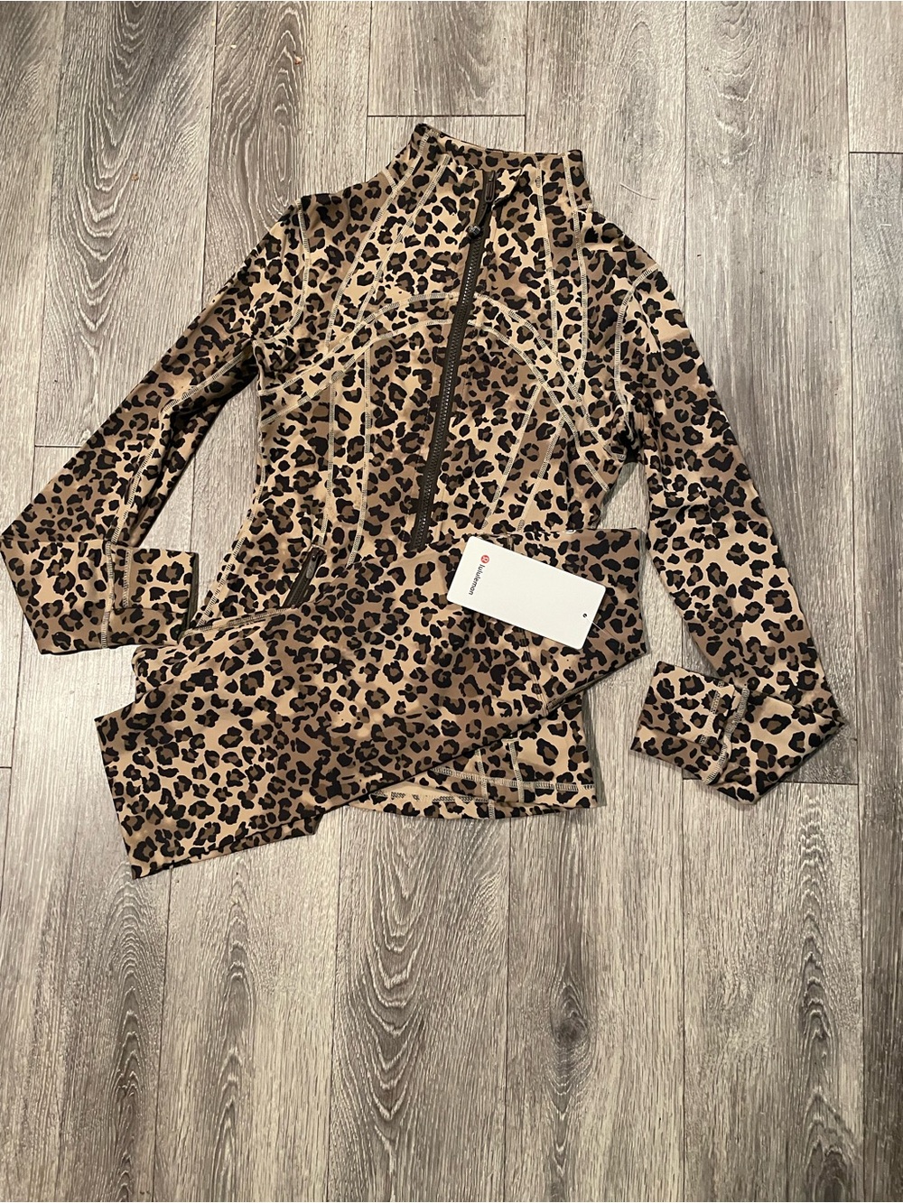 lululemon athletica Leopard Print 2 piece size 4
